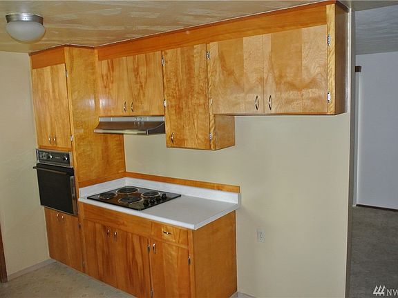 5th image of 810 138th St S