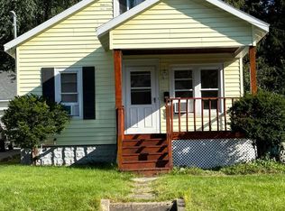 1256 Van Antwerp Rd, Niskayuna, NY 12309