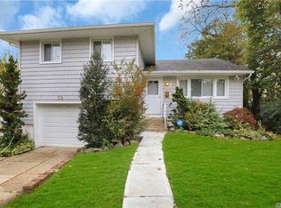 59 Narcisus Ave, Jericho, NY 11753