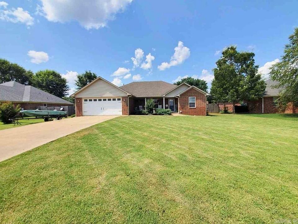 1st image of 13 Mockingbird Ln
