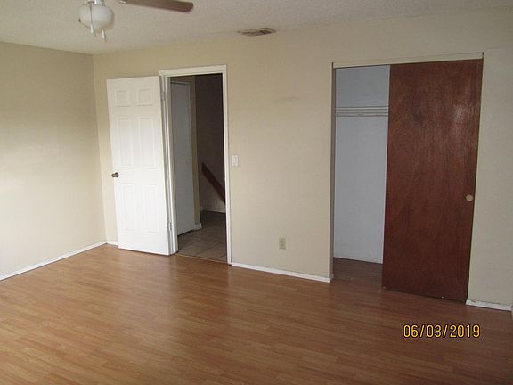 5th image of 115 Michelle Ln APT D
