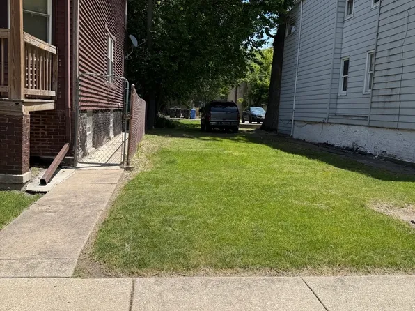 5731 S Hermitage Ave, Chicago, IL 60636