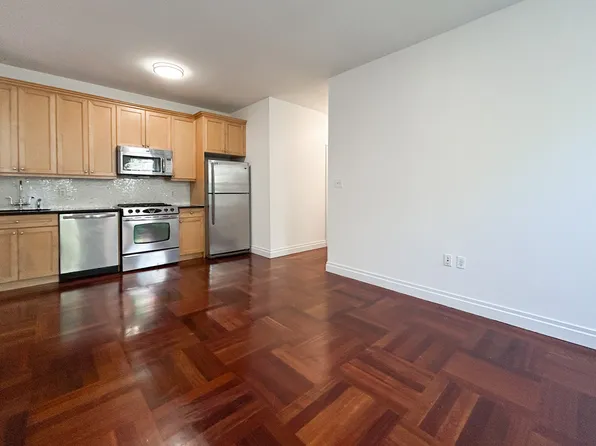 611 West 137th Street image 5 of 21