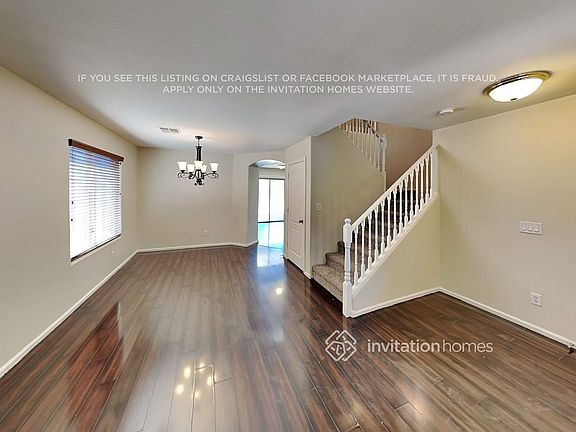 4th image of 1374 W Matthews Dr