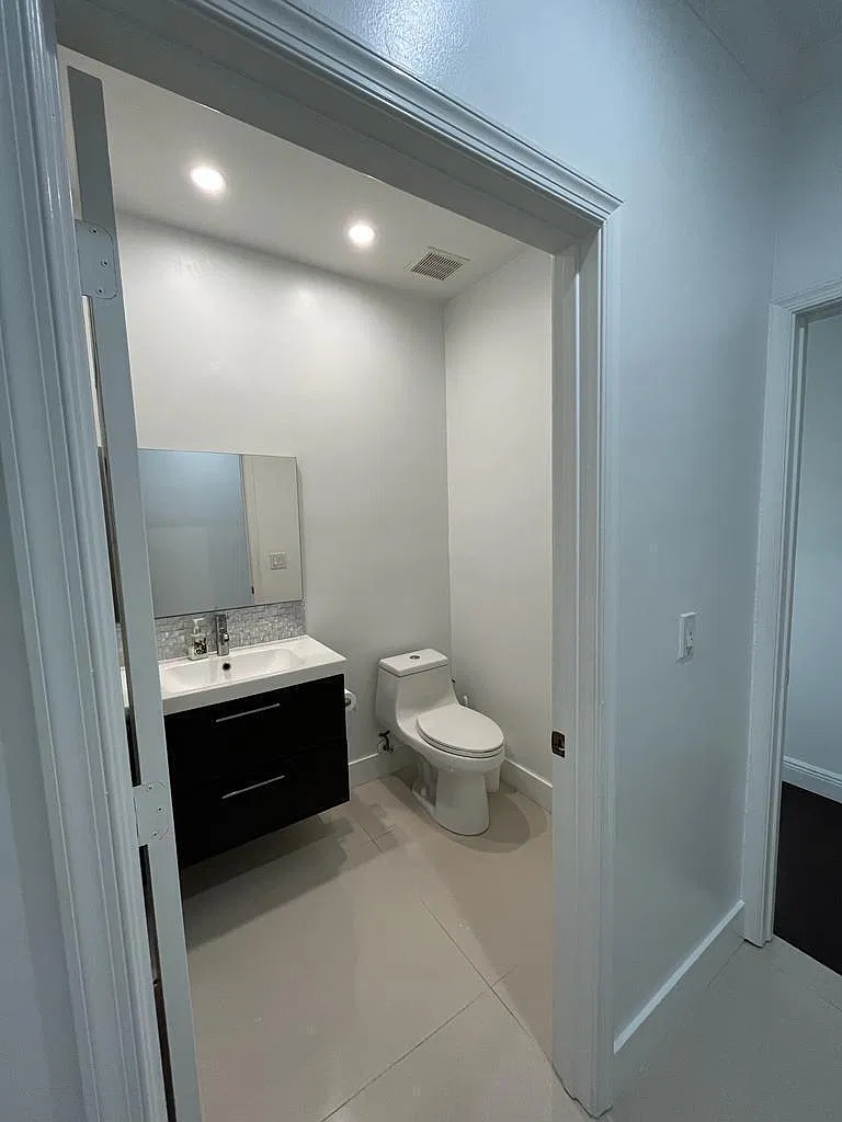 3 bed, 1632 sqft, $3,450 — Photo 3