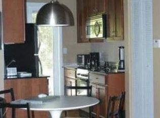 935 SW 10th St, Miami, FL 33130