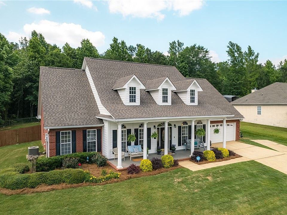 1st image of 1905 Berry Hill Dr