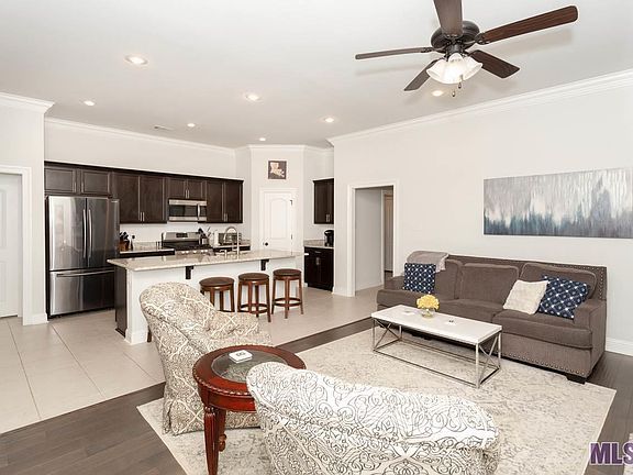 4th image of 39068 Eminent Oaks Ave
