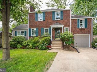 1312 N George Mason Dr, Arlington, VA 22205