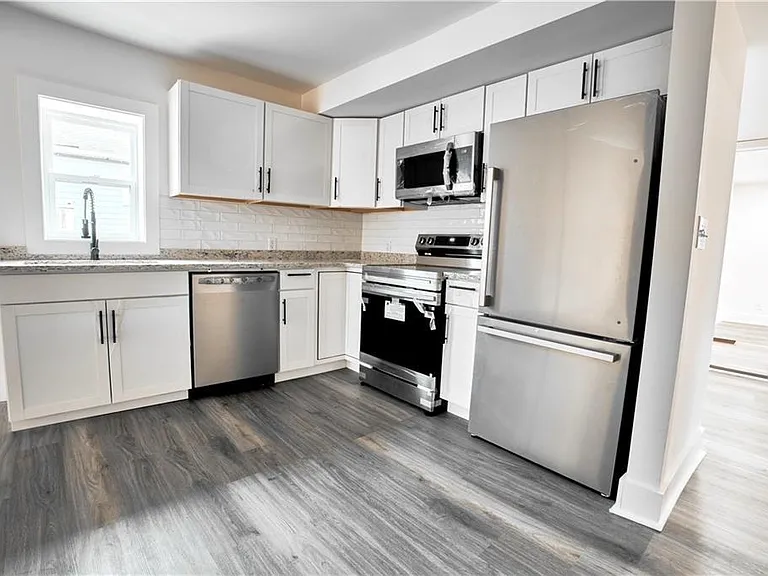 184 Scott St NW — Photo 7