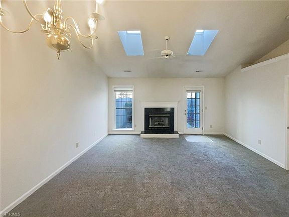 2nd image of 3131 High Bridge Cir