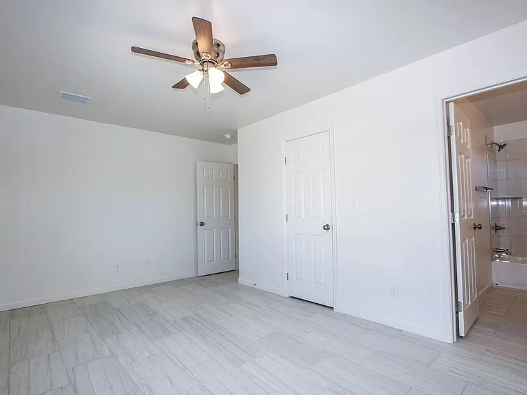 1251 N Barzona Ave — Photo 10