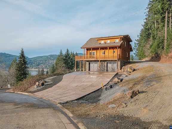 2nd image of 6331 Lake Pointe Way