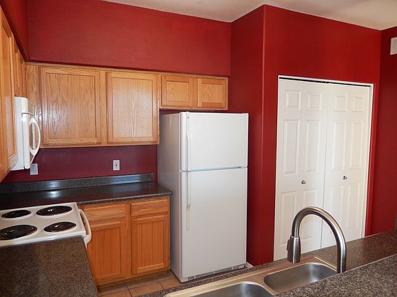 5th image of 20100 N 78th Pl APT 2148