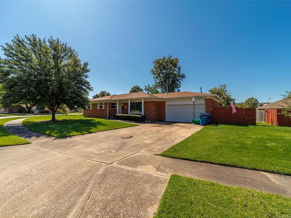 1st image of 1509 Red Bud Ln