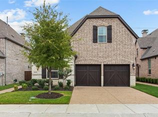 913 Royal Minister Blvd, The Colony, TX 75056