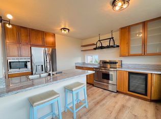 495 Liholiho St APT 301, Wailuku, HI 96793