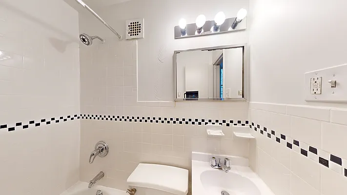 Rented by Bond New York | media 7