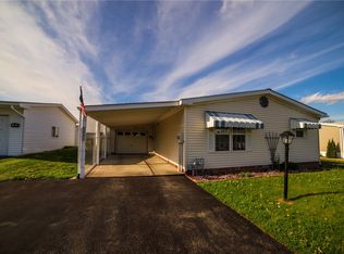 906 Canary Ln, Apollo, PA 15613