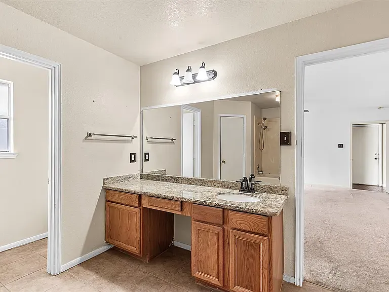 10814 Bradford Way Dr — Photo 9