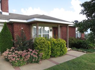 421 N Primrose Rd, Lowell, AR 72745