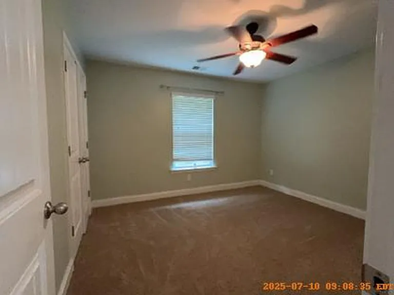 120 Tolbert St — Photo 13