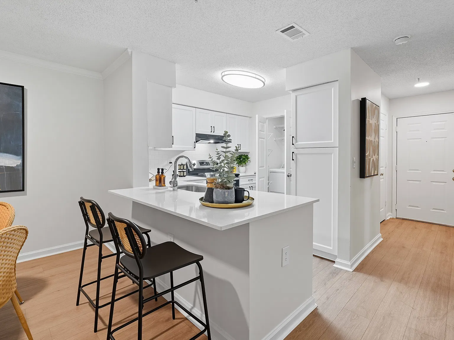 Chroma Park Apartments — Photo 4