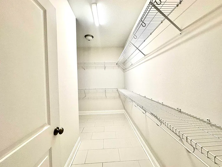 5021 Caracara Dr — Photo 3