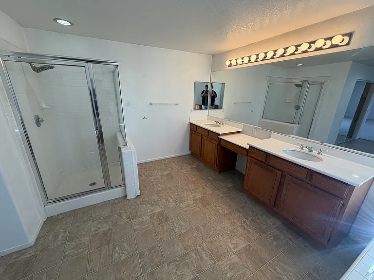 6617 Teasdale St — Photo 8