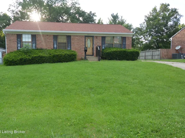 6917 Cedar Ct, Pewee Valley, KY 40056