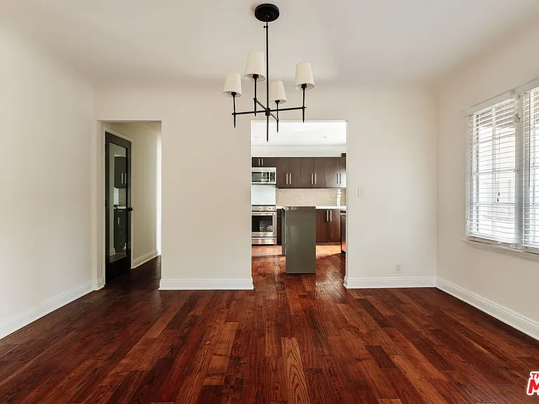 8561 Rugby Dr — Photo 7