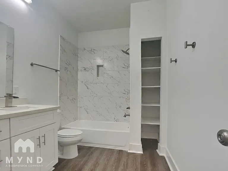 7922 Jester St #B — Photo 15