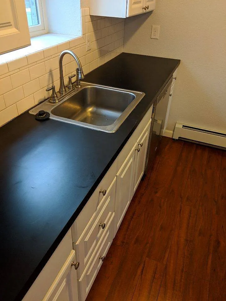 3 bed, 2.0 bath, 1250 sqft, $2,650 — Photo 3