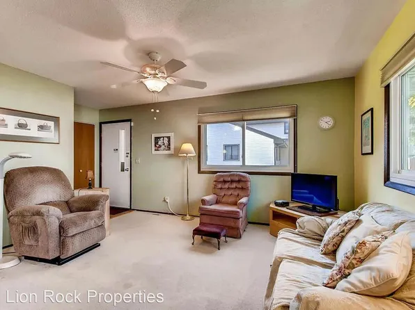 7249 Brunswick Ave N, Brooklyn Park, MN 55429