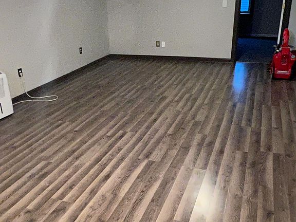 2nd image of 1065 Charles Ave