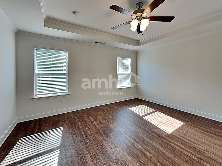 602 Lake Vista Ct — Photo 13