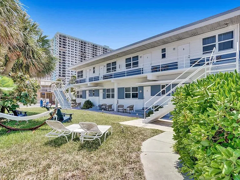 851 N Surf Rd #ID1312647P — Photo 21