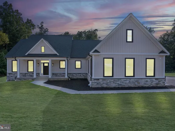 5891 Hardwick Ct, Hughesville, MD 20637