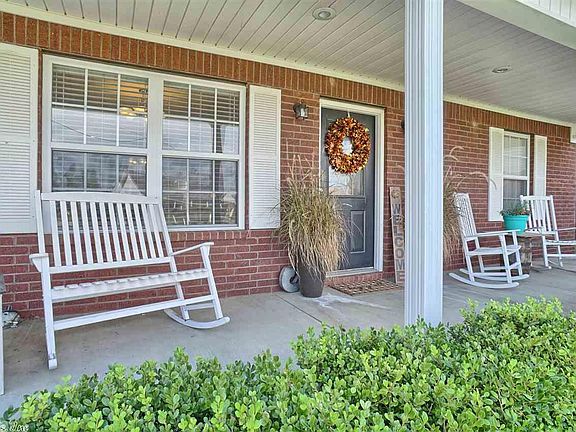 5th image of 128 Poppy Dr