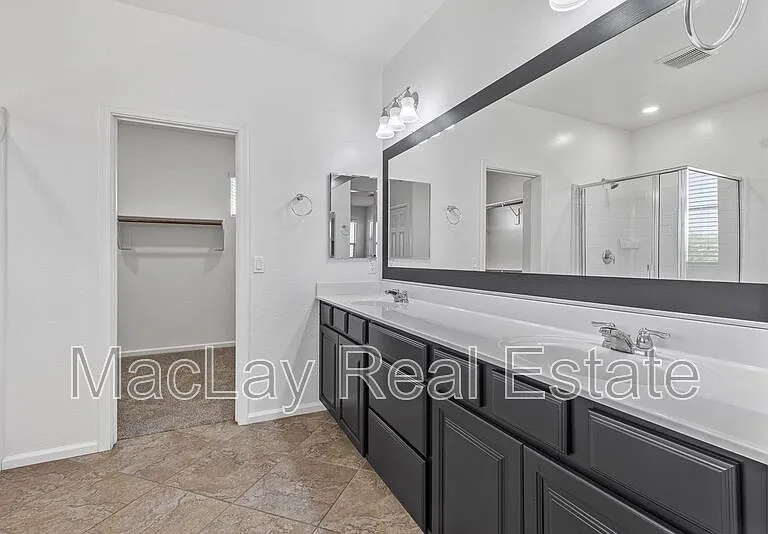 3263 S Miller Dr — Photo 36