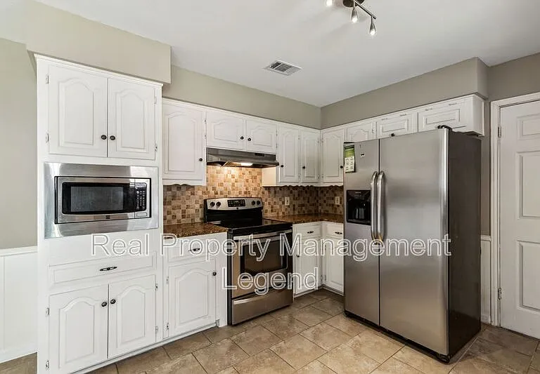 13425 Janwood Ln — Photo 14