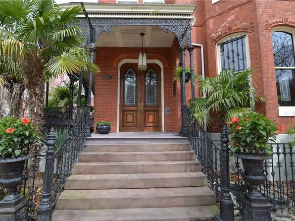 358 W Freemason St, Norfolk, VA 23510