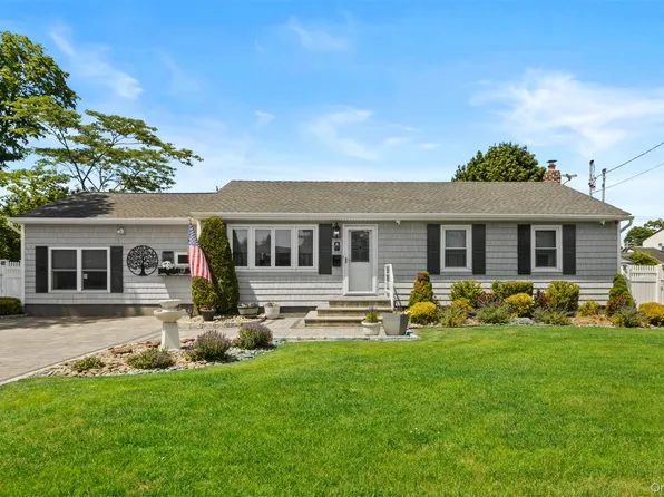 197 Marcy Street, West Babylon, NY 11704