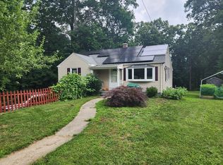 33 Delmor Ave, Wilbraham, MA 01095