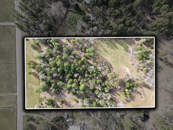 2nd image of 522 Jackadel Ln