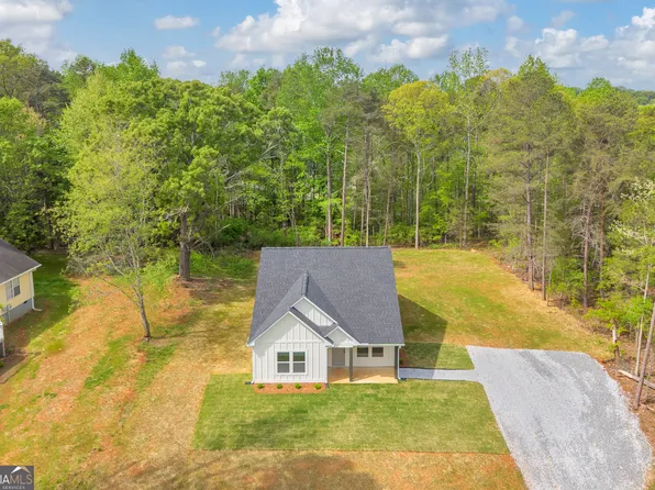 181 Lake Club Dr, Lavonia, GA 30553