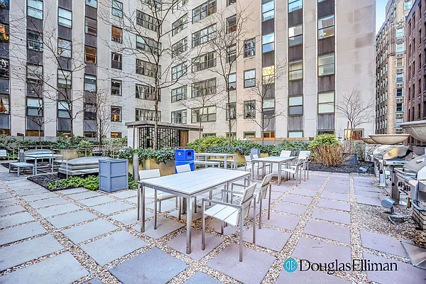 Sold by Douglas Elliman | media 15