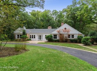 26375 N Hickory Rd, Mundelein, IL 60060