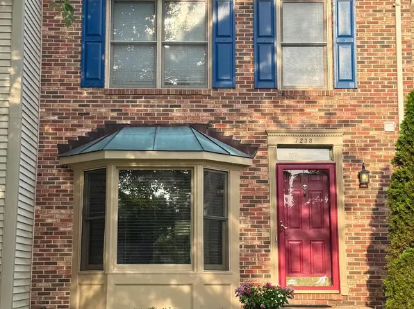 7238 Lensfield Ct, Alexandria, VA 22315