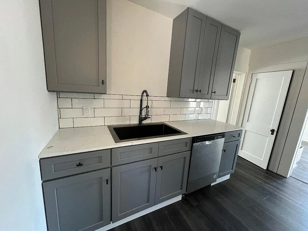 2 bed, 654 sqft, $875 — Photo 4